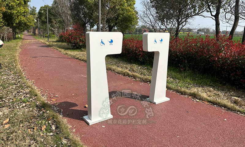 浙江宁波7字型无障碍通道门案例