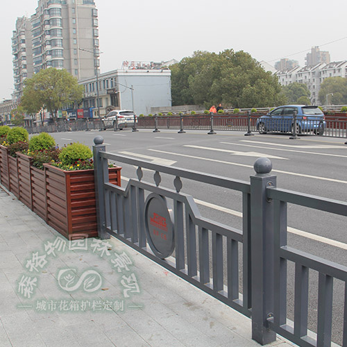 遂宁城市道路花箱锌钢花箱护栏